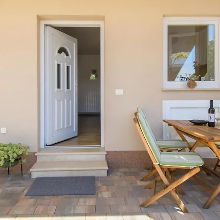 Bruneta 2 With Terrace דירה